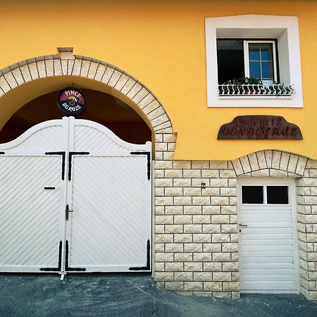 Ovar 12 Vendeghaz Токай Екстериор снимка